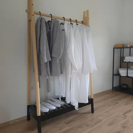 Elani Apartman Martina